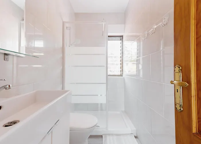 招待所 Casa Alta 阿罗纳